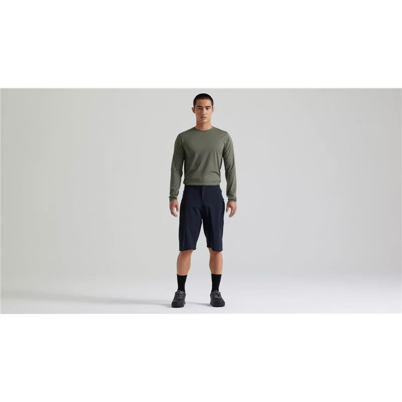 GRAVITY TRAINING SHORT HOMBRE